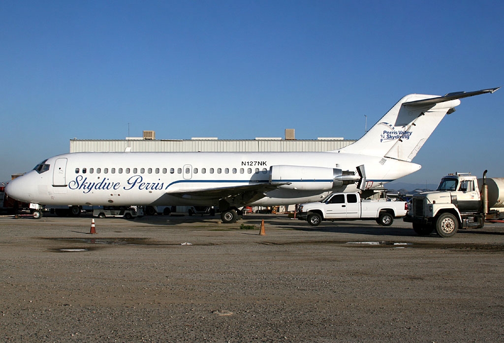N127NK - McDonnell Douglas DC-9-21