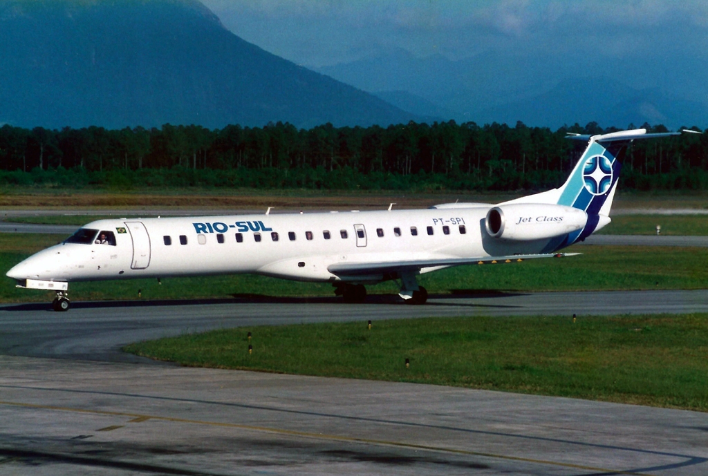 PT-SPI - Embraer ERJ-145LR