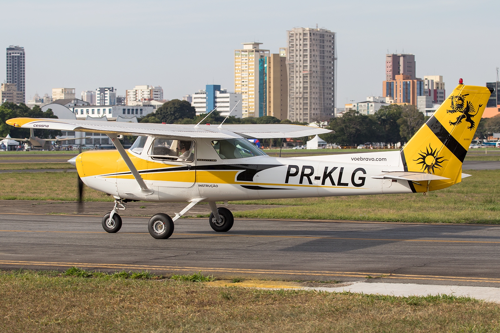 PR-KLG - Cessna 152