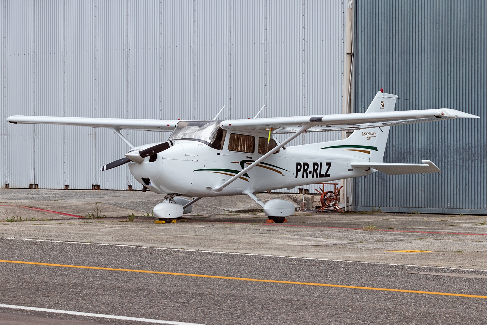 PR-RLZ - Cessna 172 Skyhawk