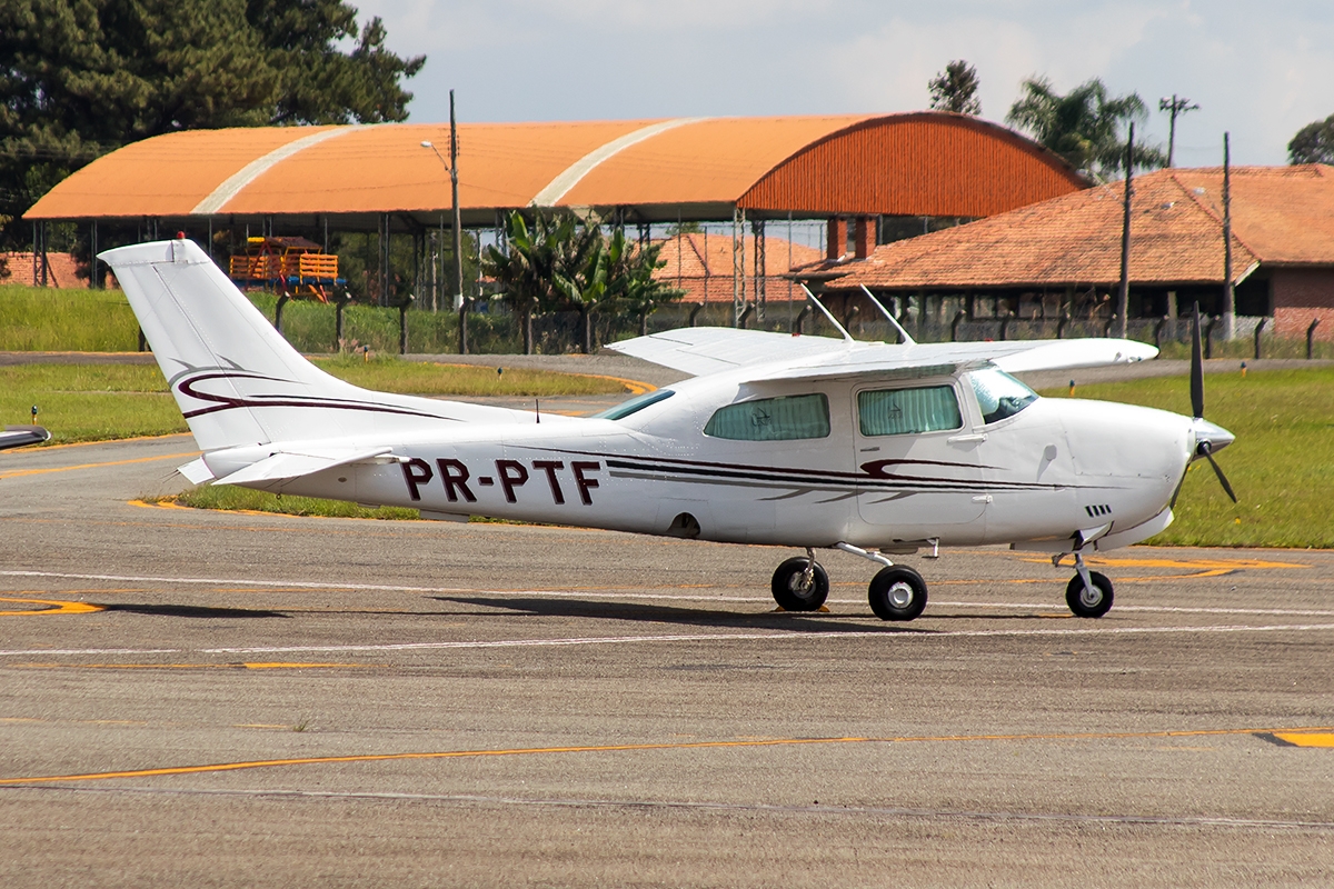 PR-PTF - Cessna 210 Centurion