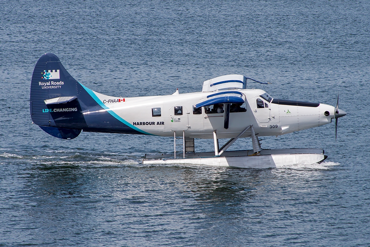 C-FHAA - De Havilland Canada DHC-3 Otter