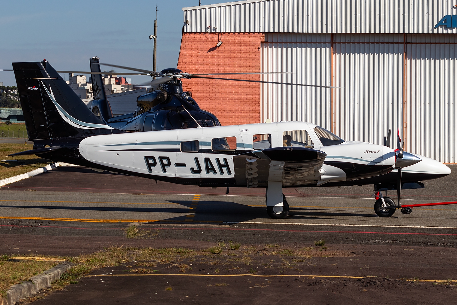PP-JAH - Piper PA-34-220T Seneca IV