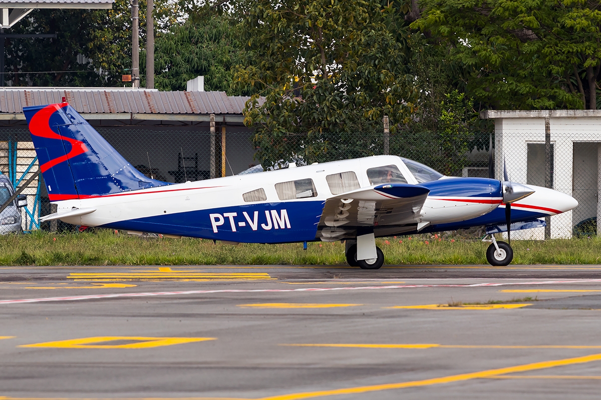 PT-VJM - Embraer EMB-810D Seneca III