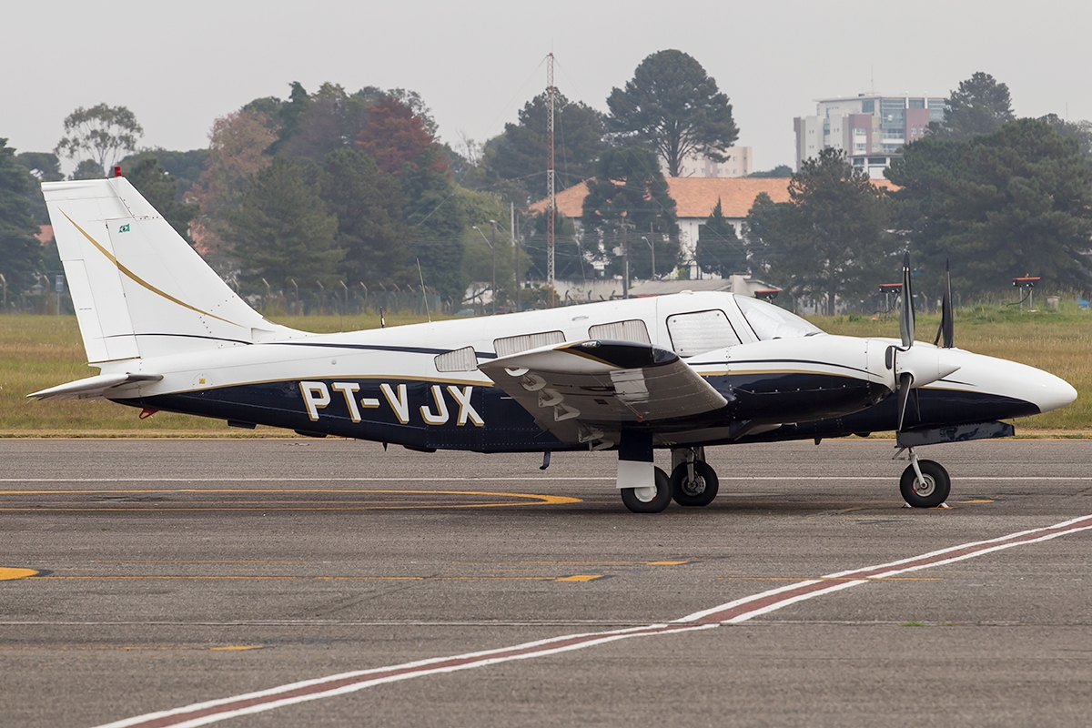 PT-VJX - Embraer EMB-810 Seneca