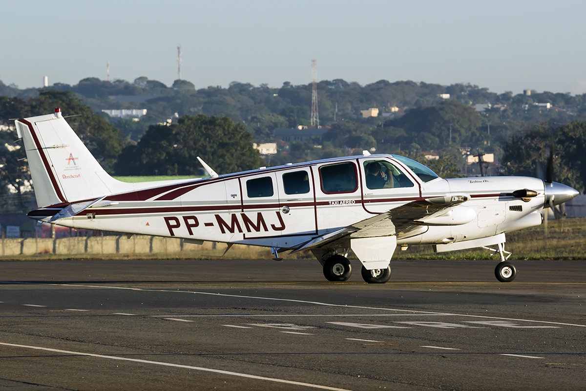 PP-MMJ - Beechcraft B36TC Bonanza
