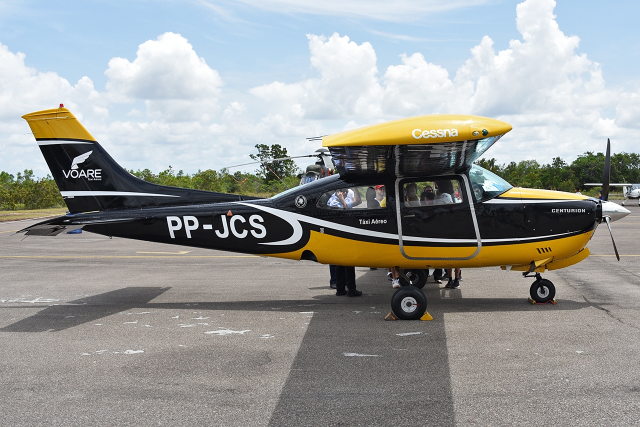 PP-JCS - Cessna 210L CENTURION