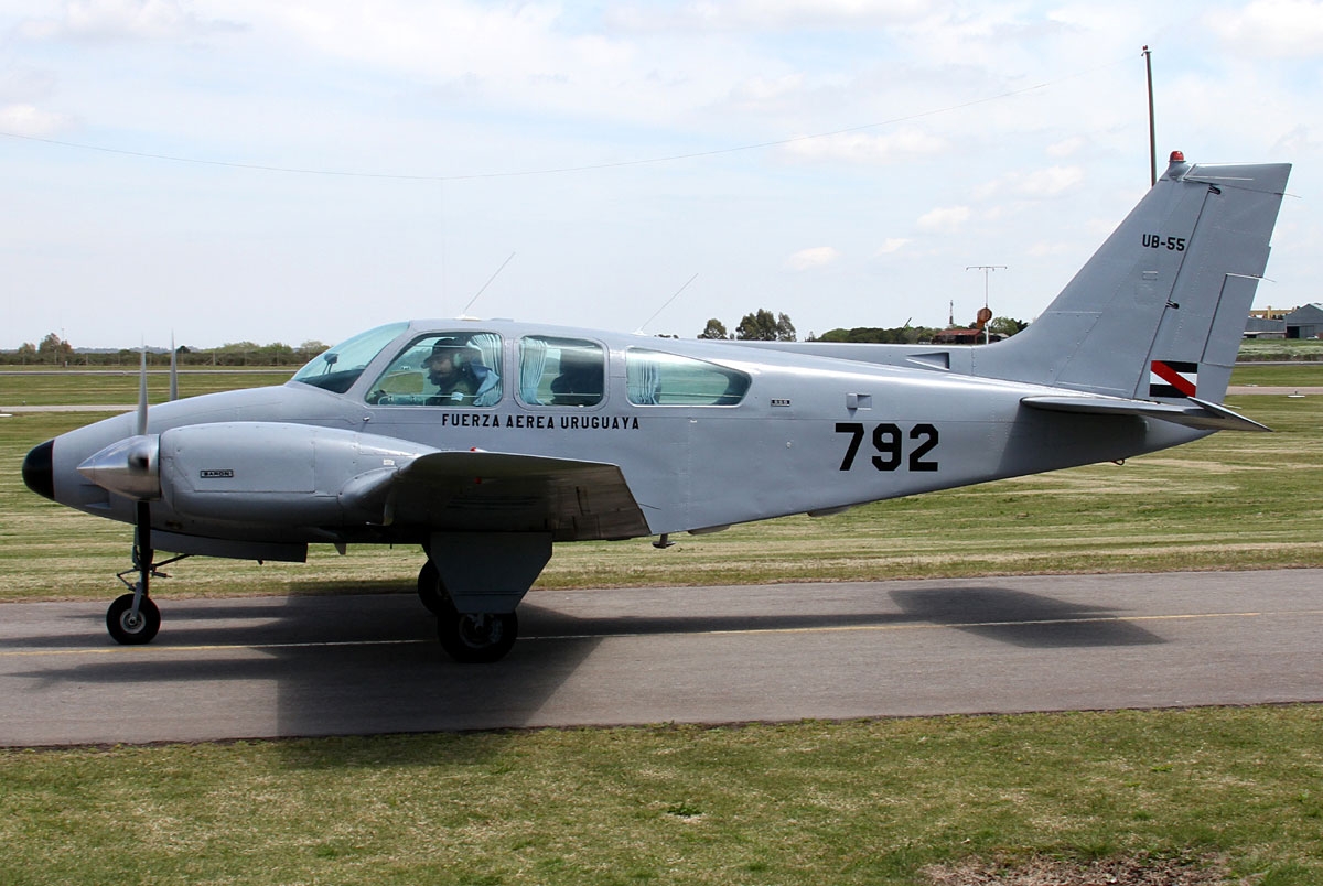 FAU792 - Beechcraft Baron UB-55