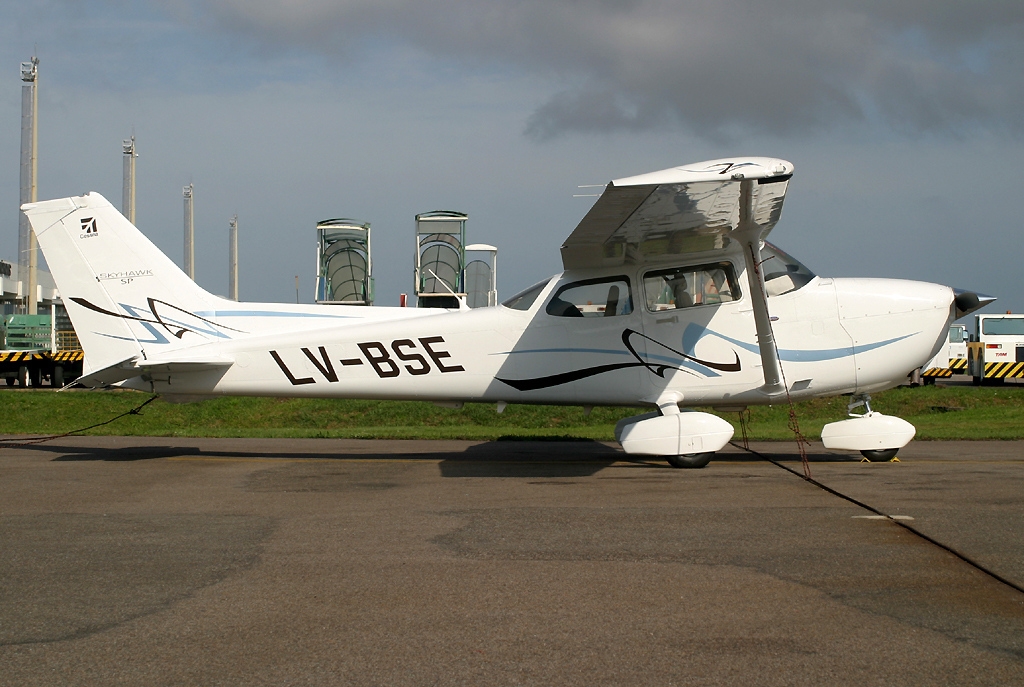 LV-BSE - Cessna 172S Skyhawk SP