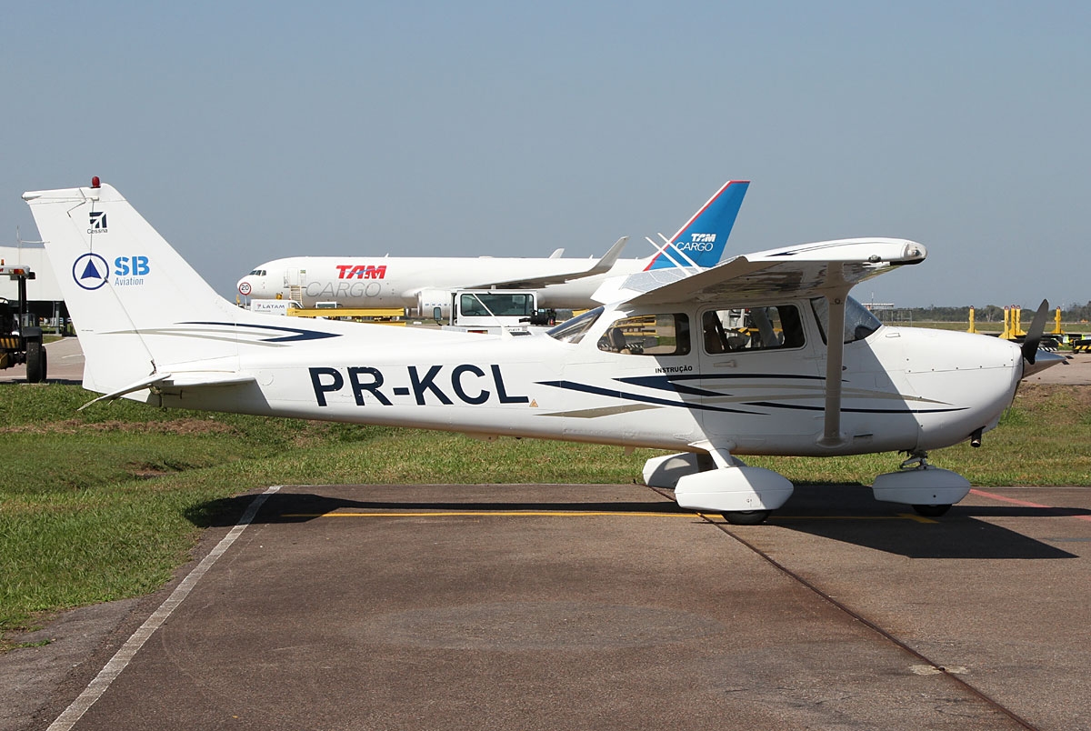 PR-KCL - Cessna 172S Skyhawk