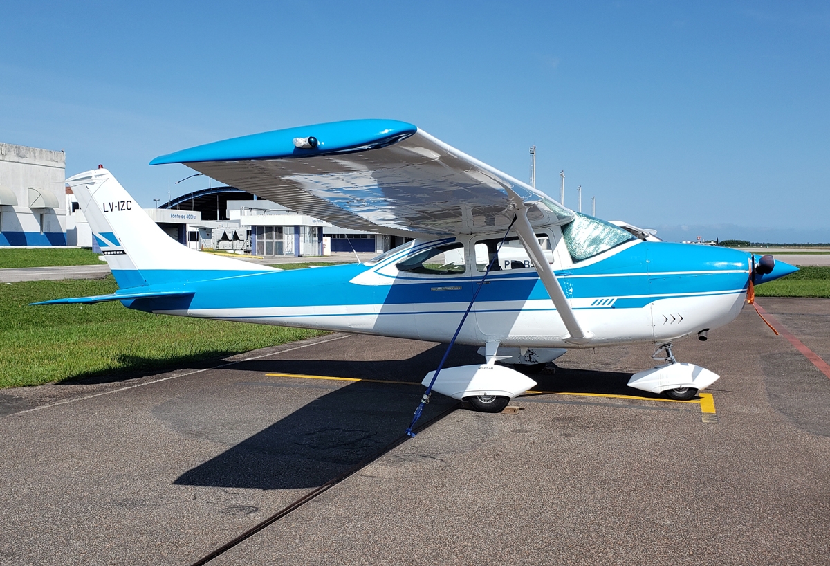 LV-IZC - Cessna 182K Skylane