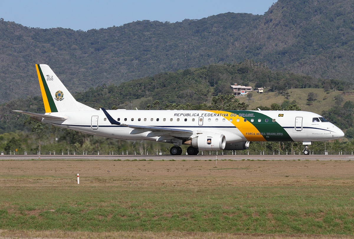 FAB2590 - Embraer VC-2