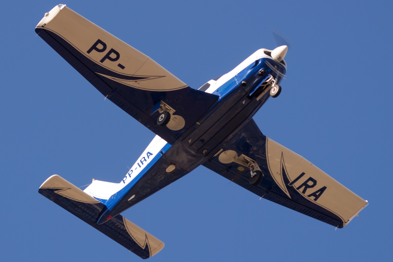PP-IRA - Piper PA-28R-200 Arrow