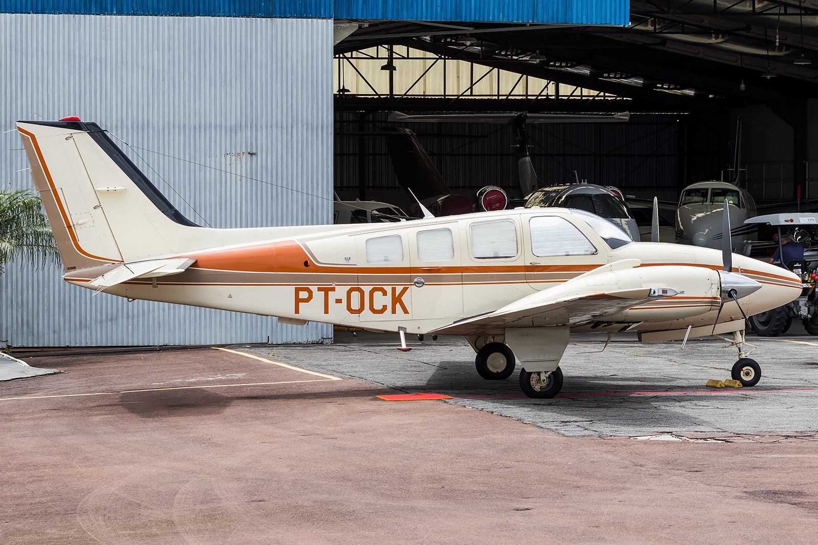 PT-OCK - Beechcraft 58 Baron