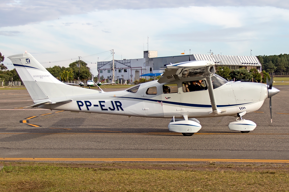 PP-EJR - Cessna T206H Turbo Stationair