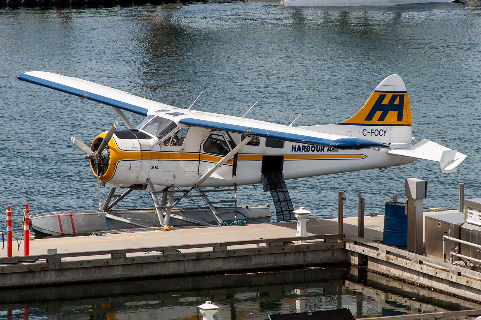 C-FOCY - De Havilland Canada DHC-2 Mk1 Beaver
