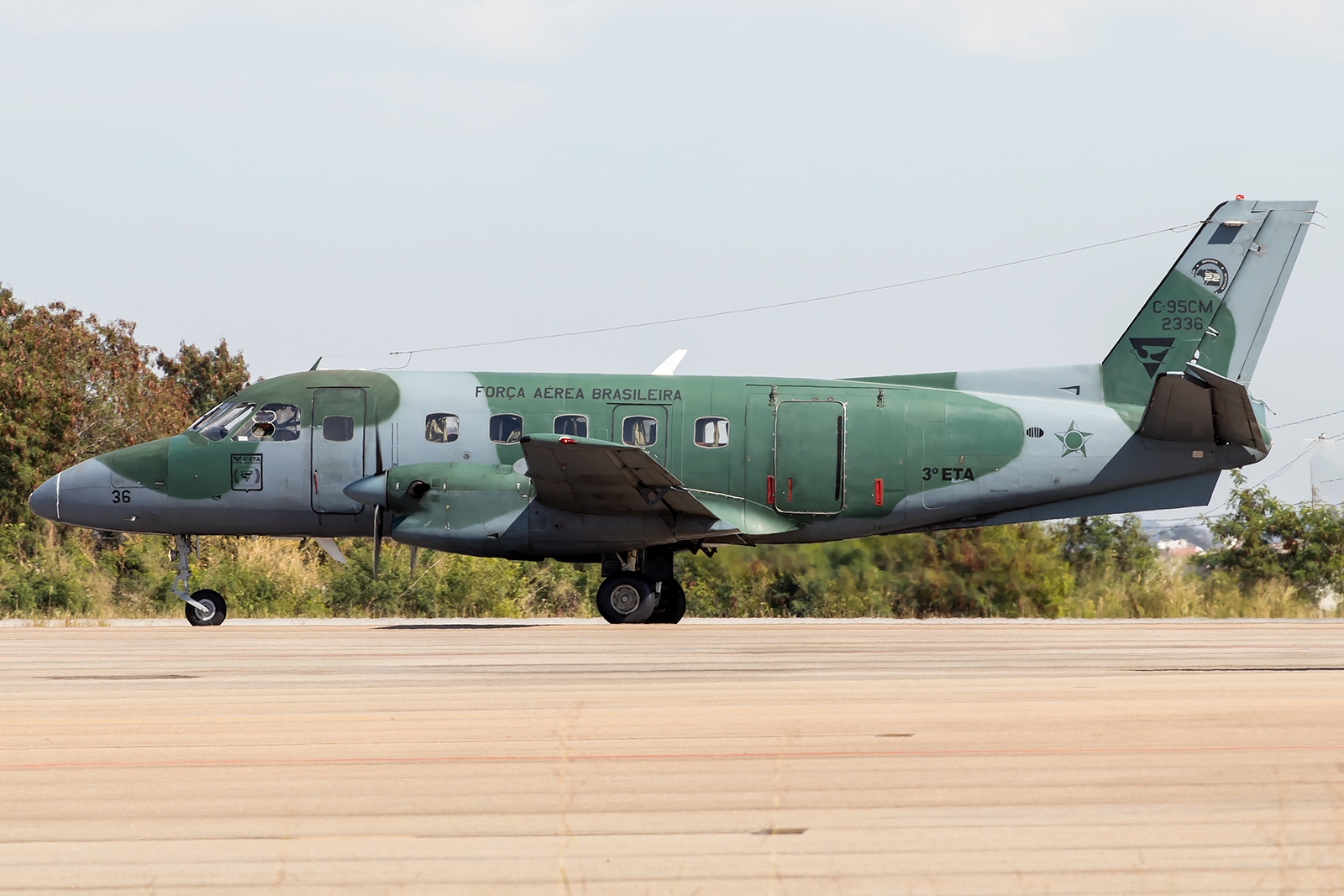 FAB2336 - Embraer C-95C Bandeirante