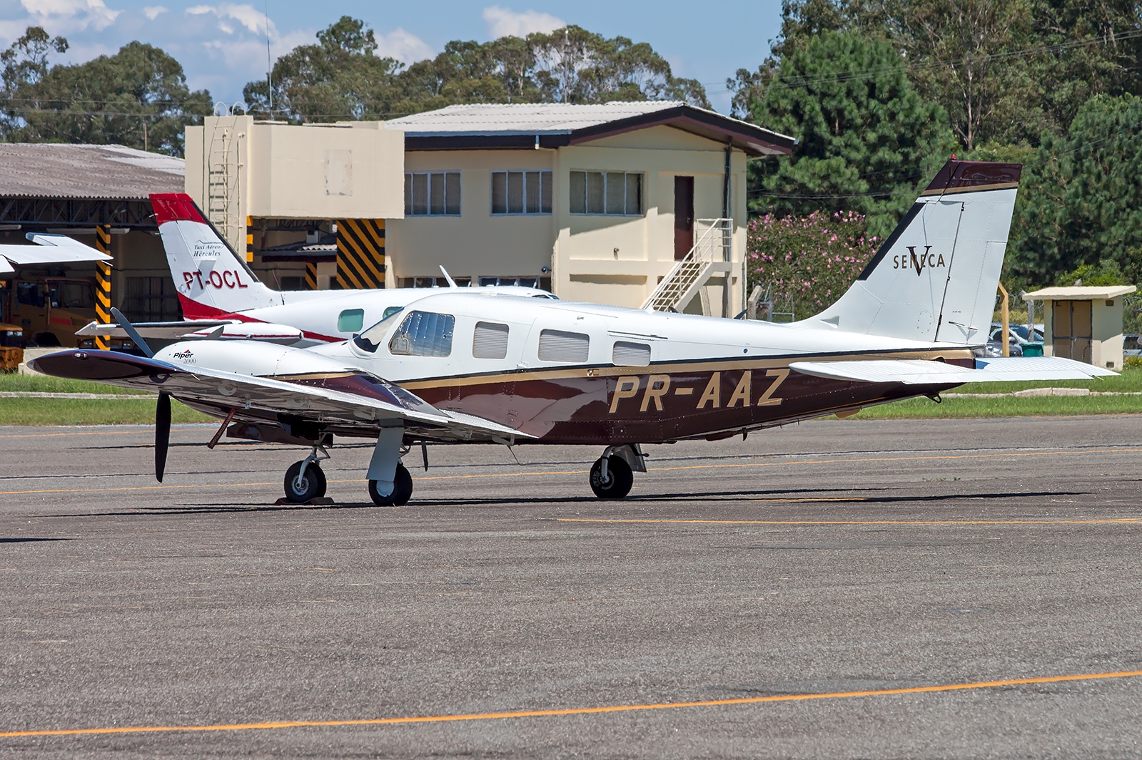 PR-AAZ - Piper PA-34-200 Seneca V