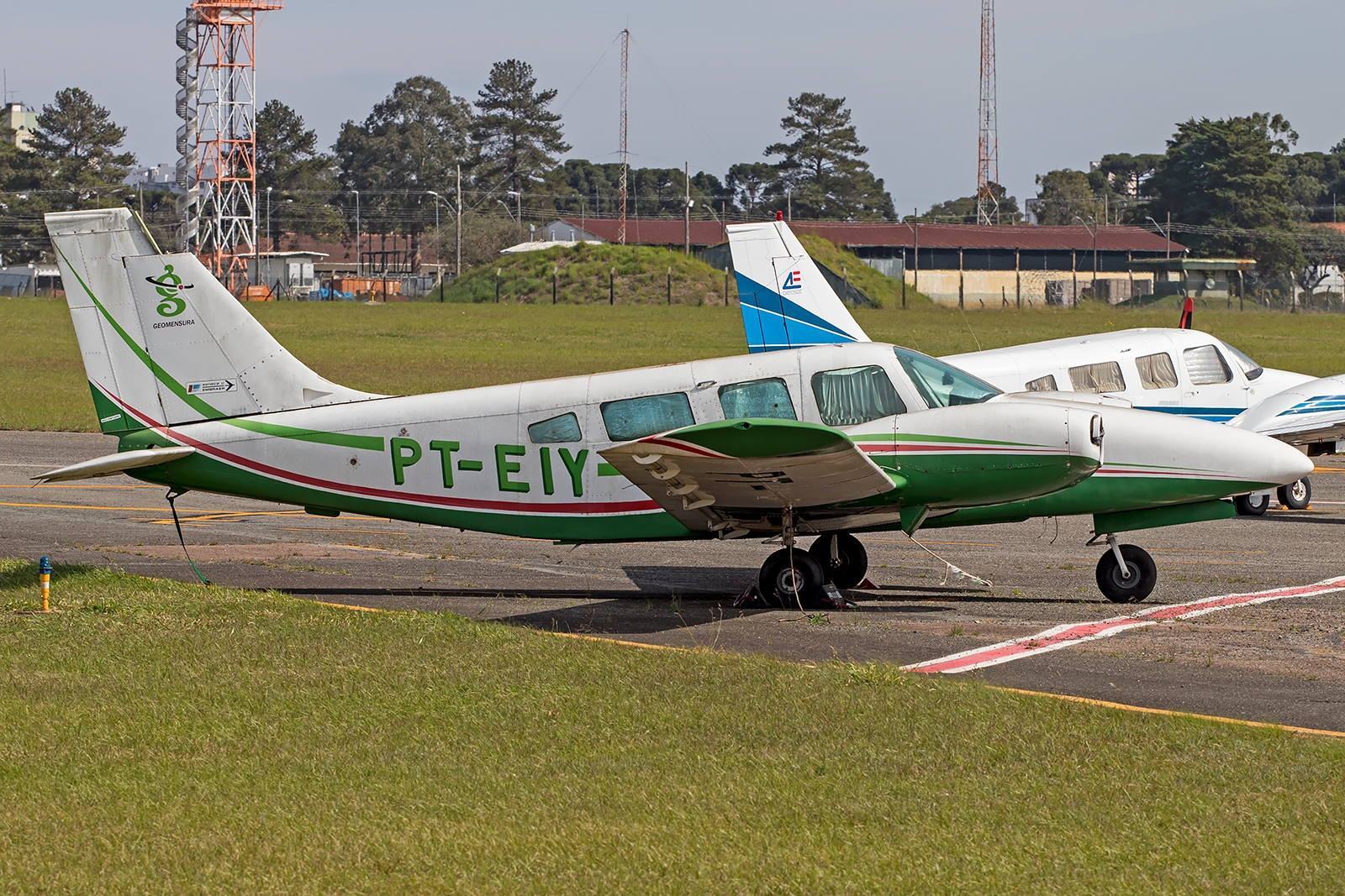 PT-EIY - Embraer EMB-810C Seneca II