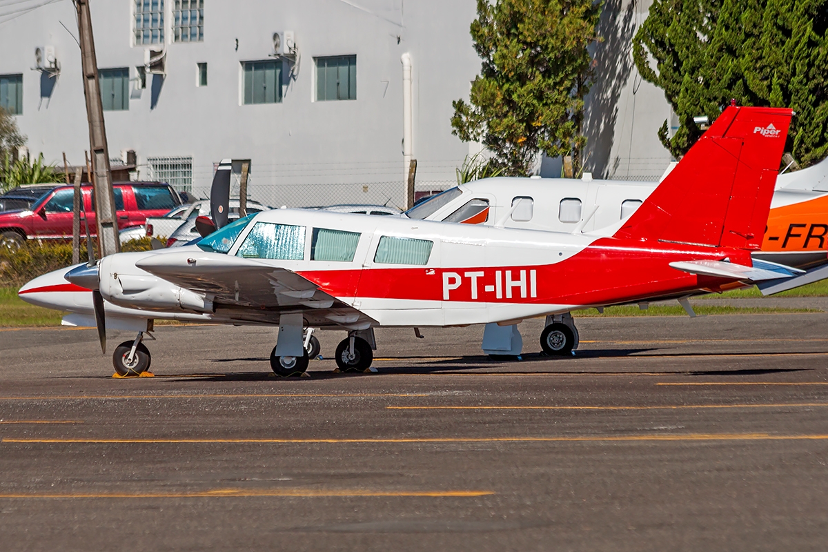 PT-IHI - Piper PA-34-200 Seneca
