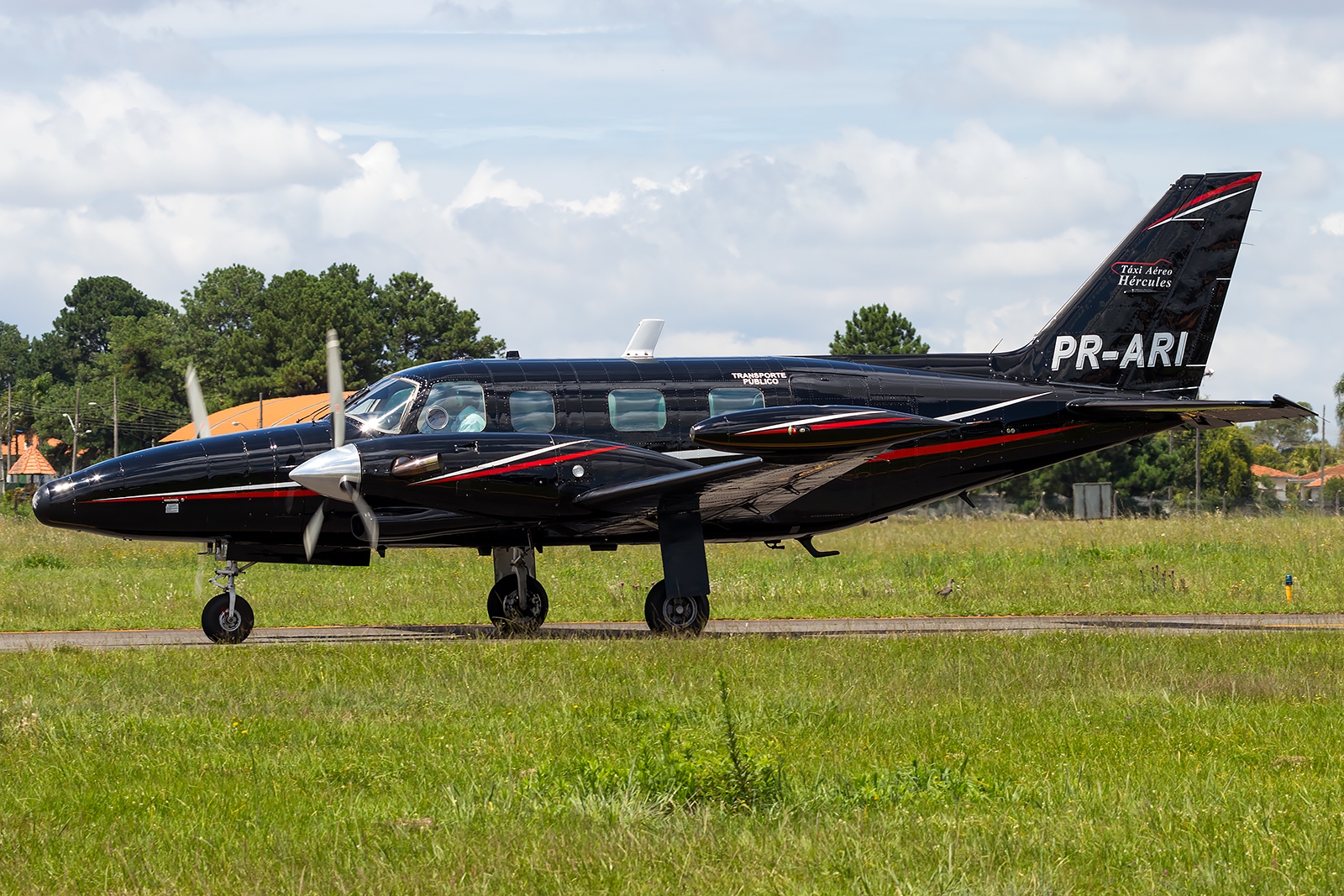 PR-ARI - Piper PA-31T2 Cheyenne II XL
