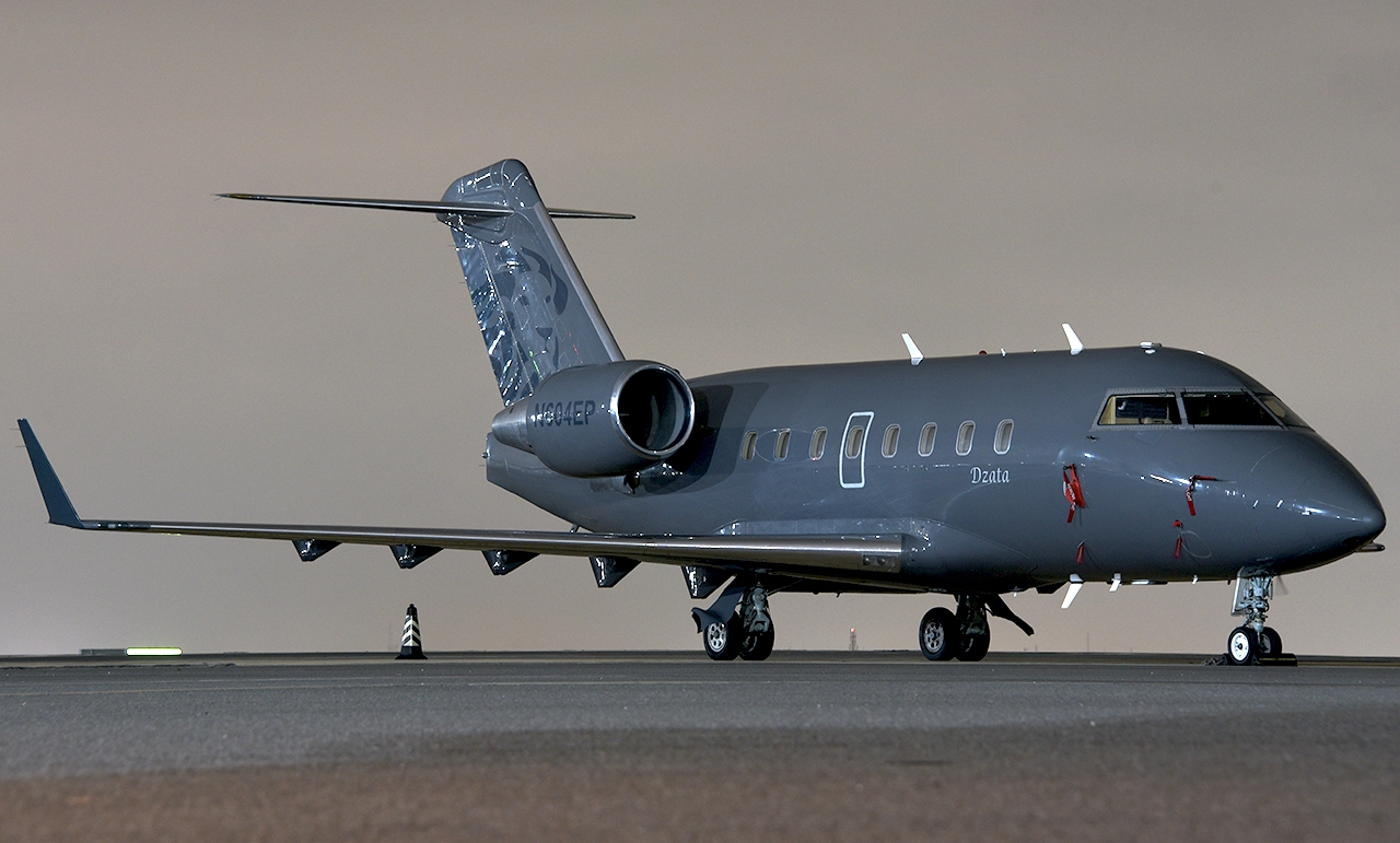 N604EP - Bombardier CL-600-2B16 Challenger 604