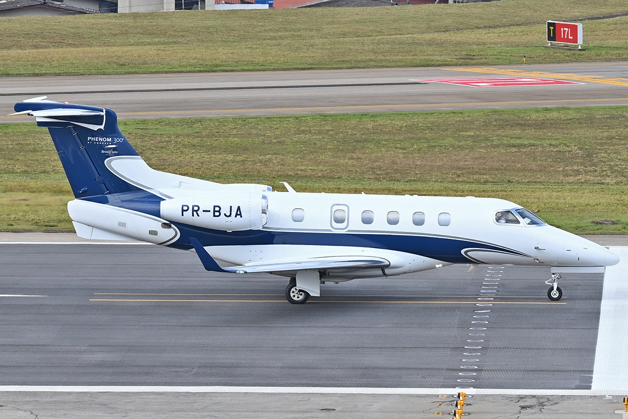 PR-BJA - Embraer EMB-505 Phenom 300