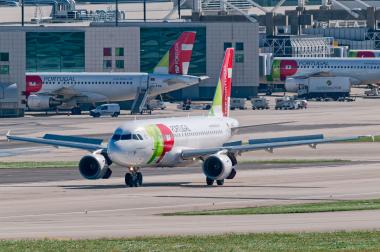 CS-TTS - Airbus A319-112