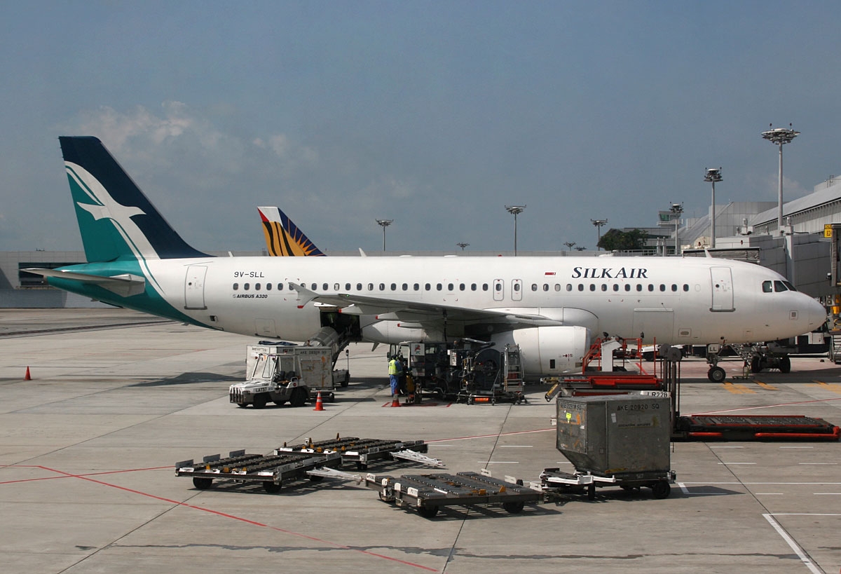 9V-SLL - Airbus A320