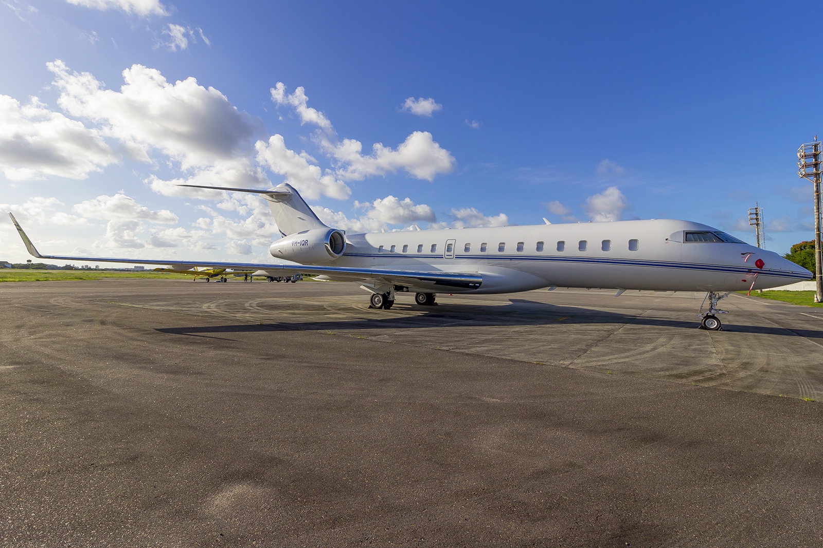 VH-IQR - Bombardier BD-700 Global Express XRS