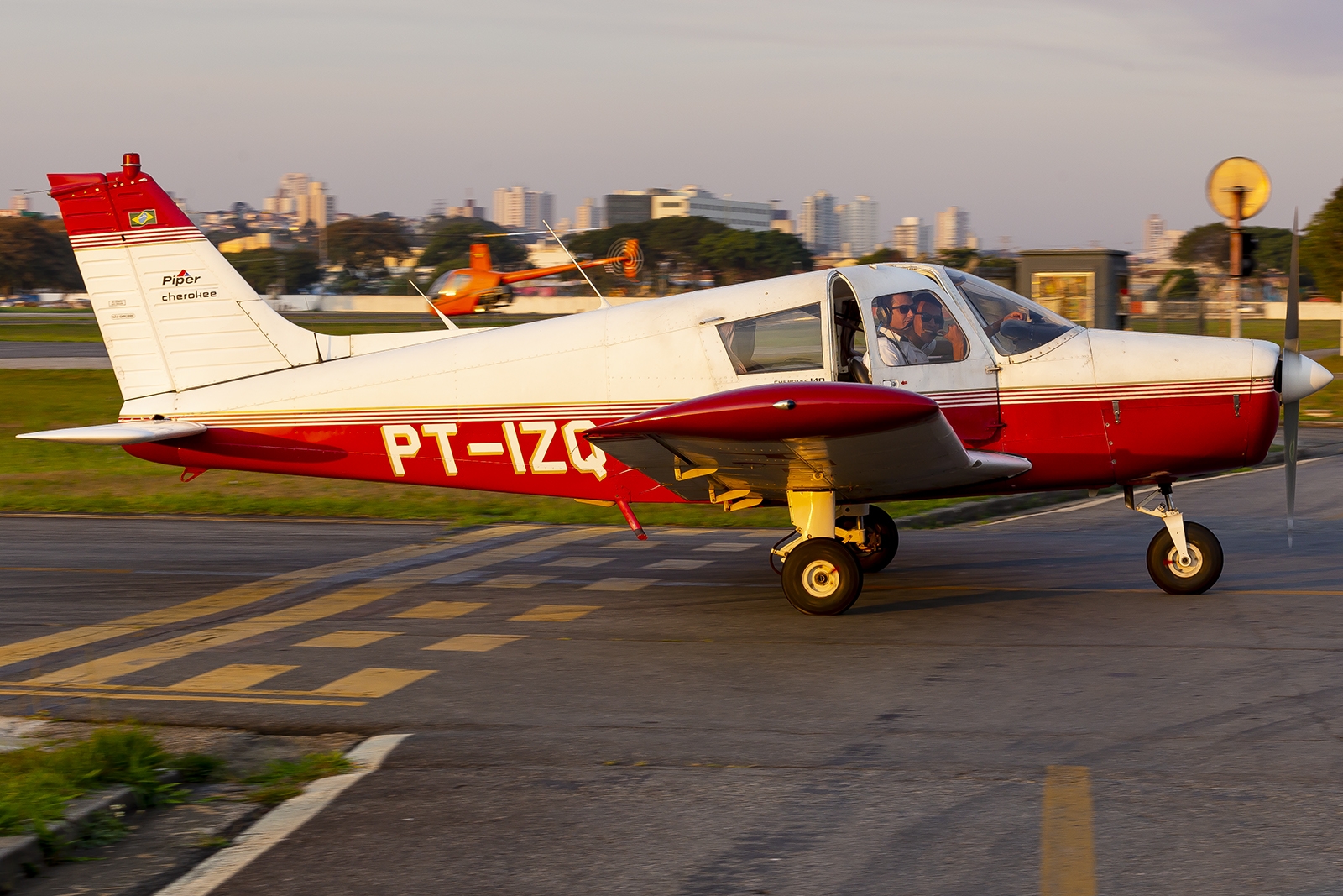 PT-IZQ - Piper PA-28-180 Cherokee