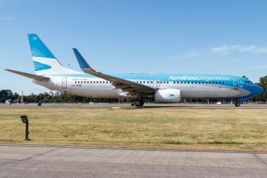 LV-FUC - Boeing 737-800