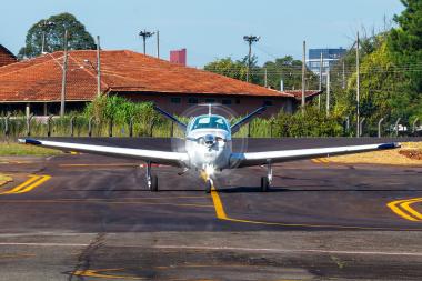 PT-KBB - Beechcraft V35B Bonanza