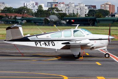 PT-KFD - Beechcraft V35B Bonanza