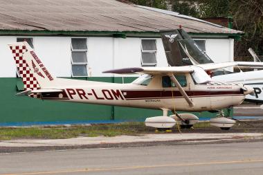 PR-LOM - Cessna 152