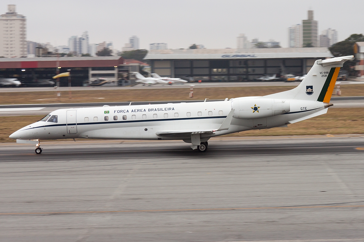 FAB2581 - Embraer VC-99