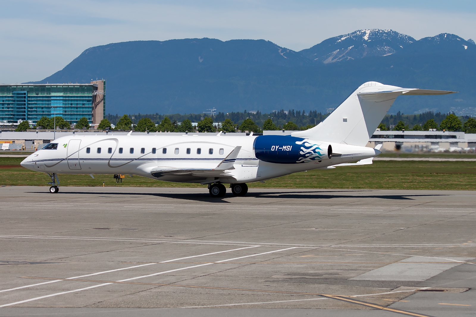 OY-MSI - Bombardier BD-700-1A10 Global Express