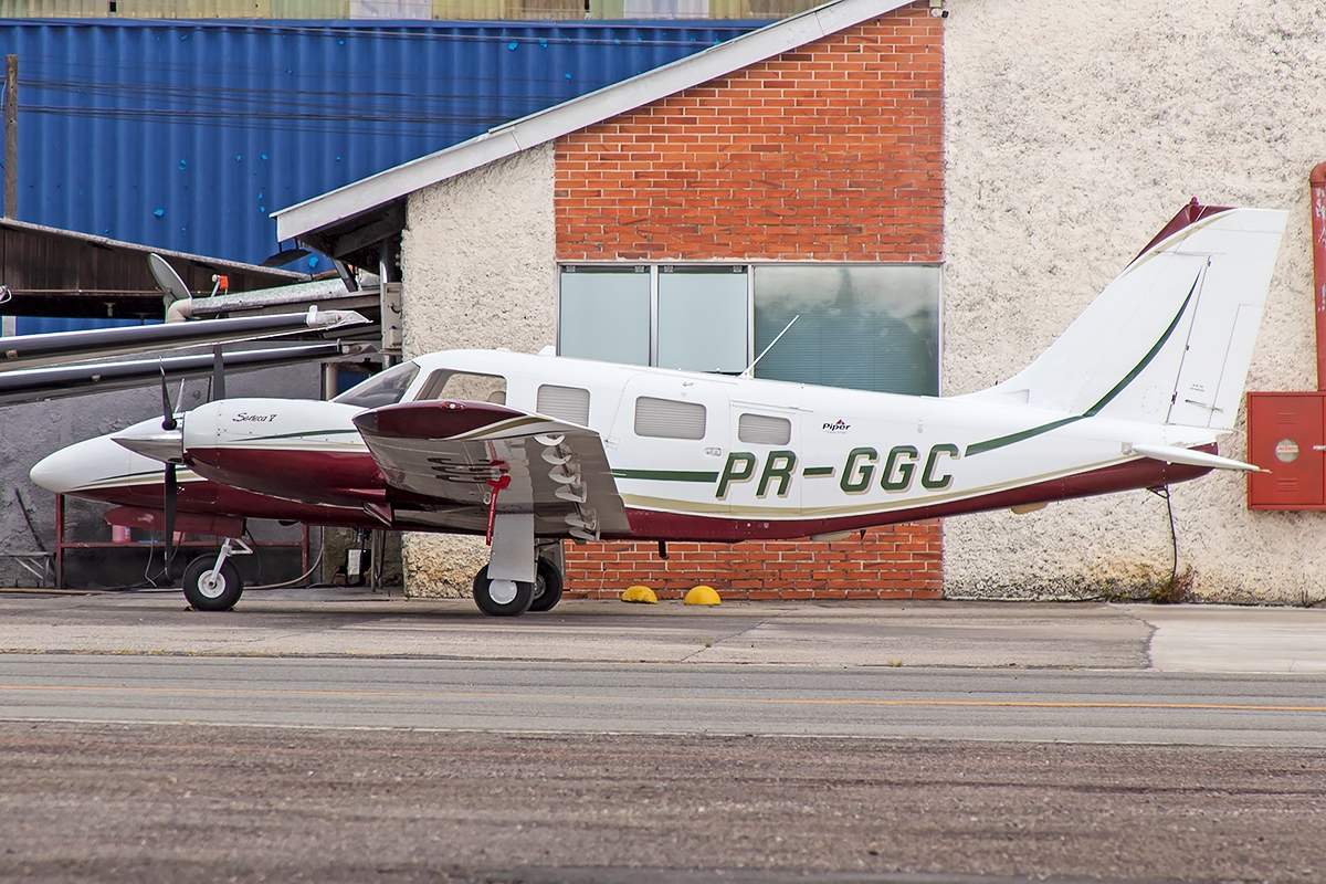 PR-GGC - Piper PA-34-200 Seneca V