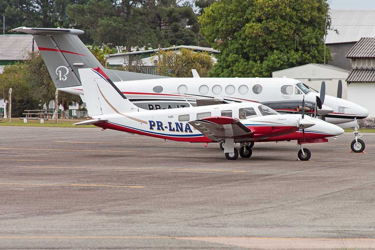 PR-LNA - Piper PA-34-220T Seneca V