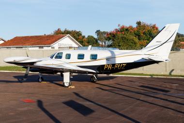 PR-FUZ - Piper PA-31T2 Cheyenne II XL