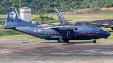 UR-CGV - Antonov AN-12
