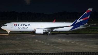 CC-CXK - Boeing 767-300(ER)